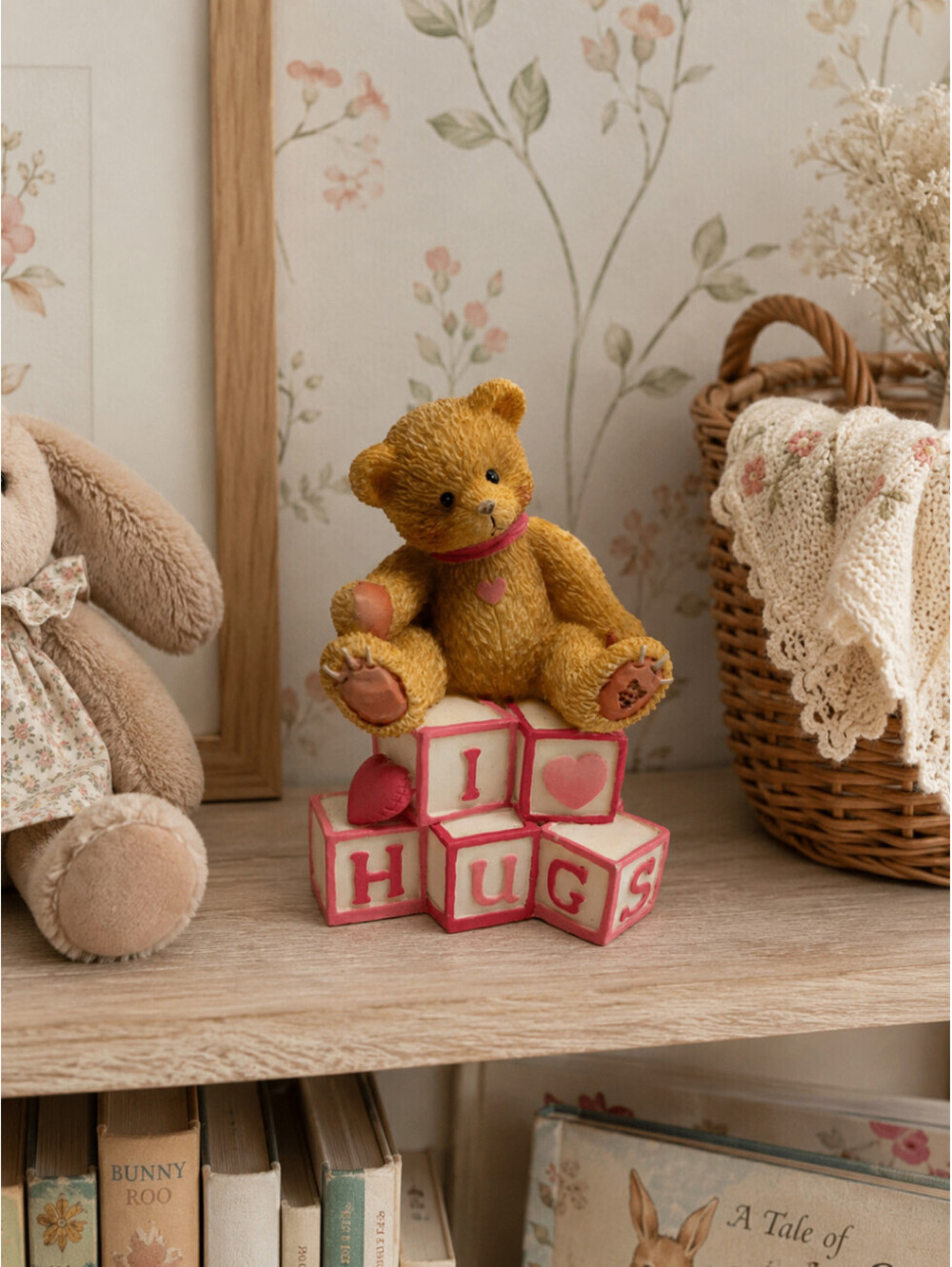 Vintage Enesco P. Hillman I Love Hugs Teddy Bear Figurine 1996 Love Decor